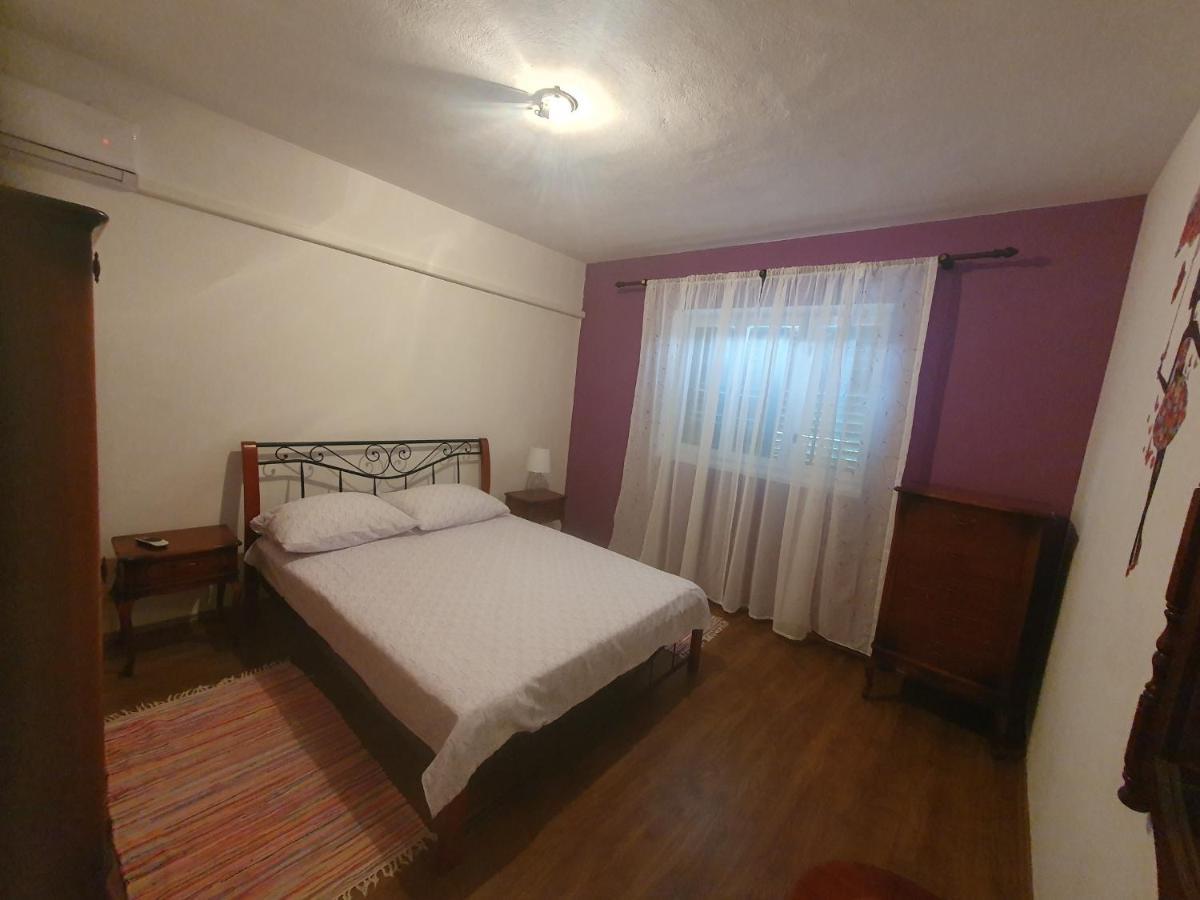 Apartment Lana Трогір Екстер'єр фото