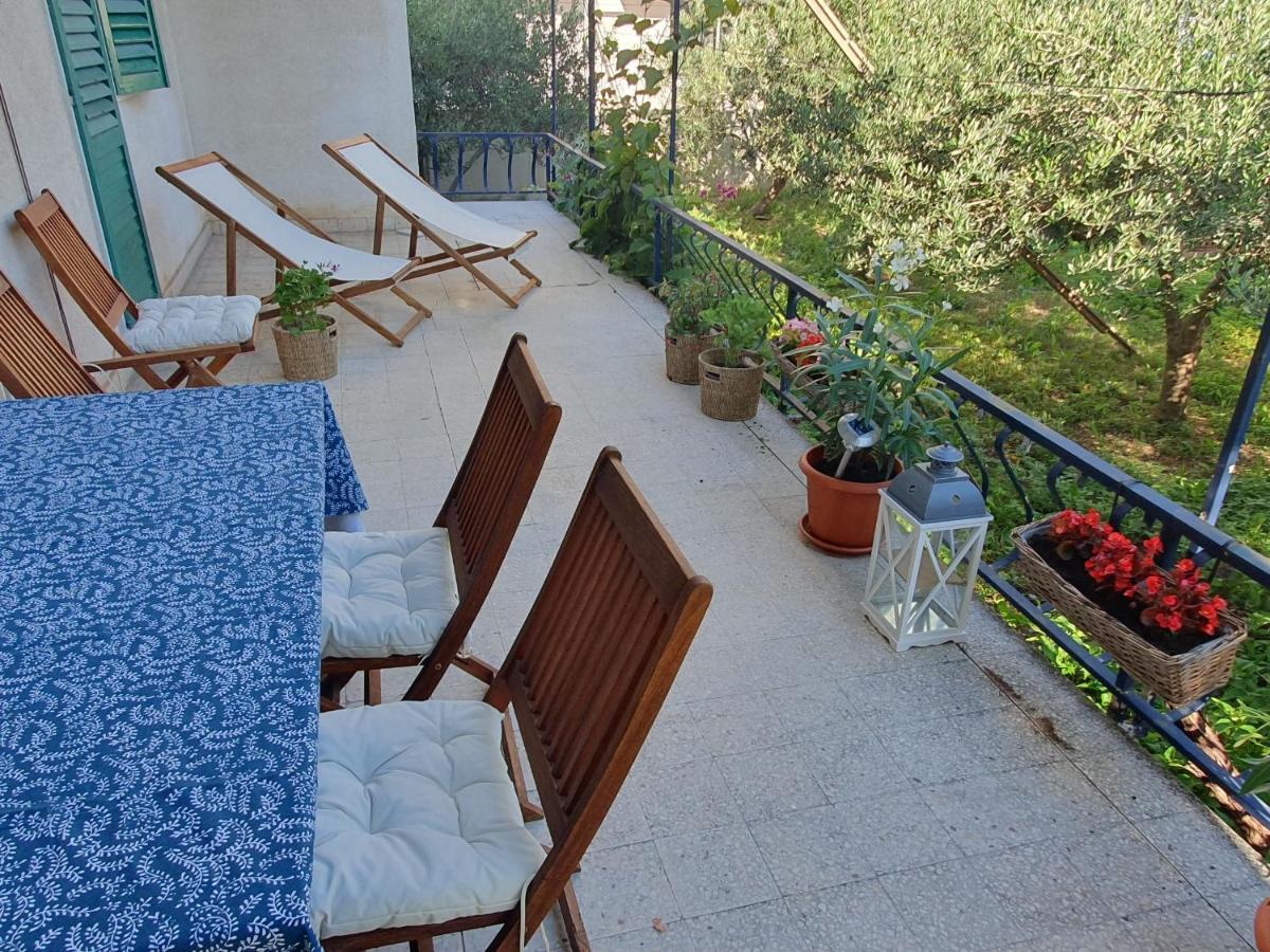 Apartment Lana Трогір Екстер'єр фото