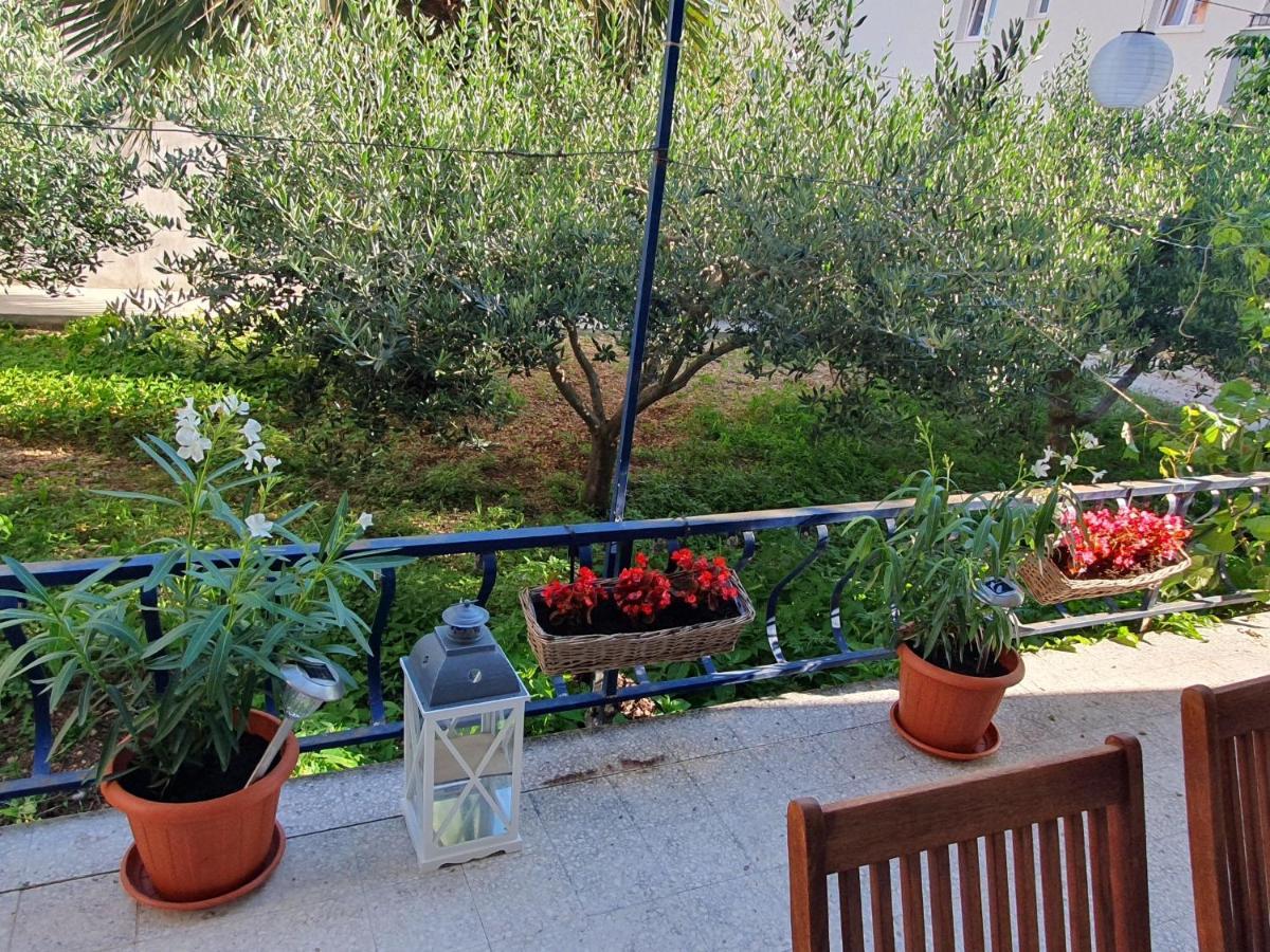 Apartment Lana Трогір Екстер'єр фото